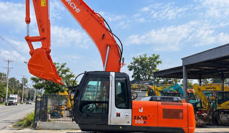 
								Used Hitachi ZX200-1 Excavator (20 Ton) for Sale in Malaysia full									